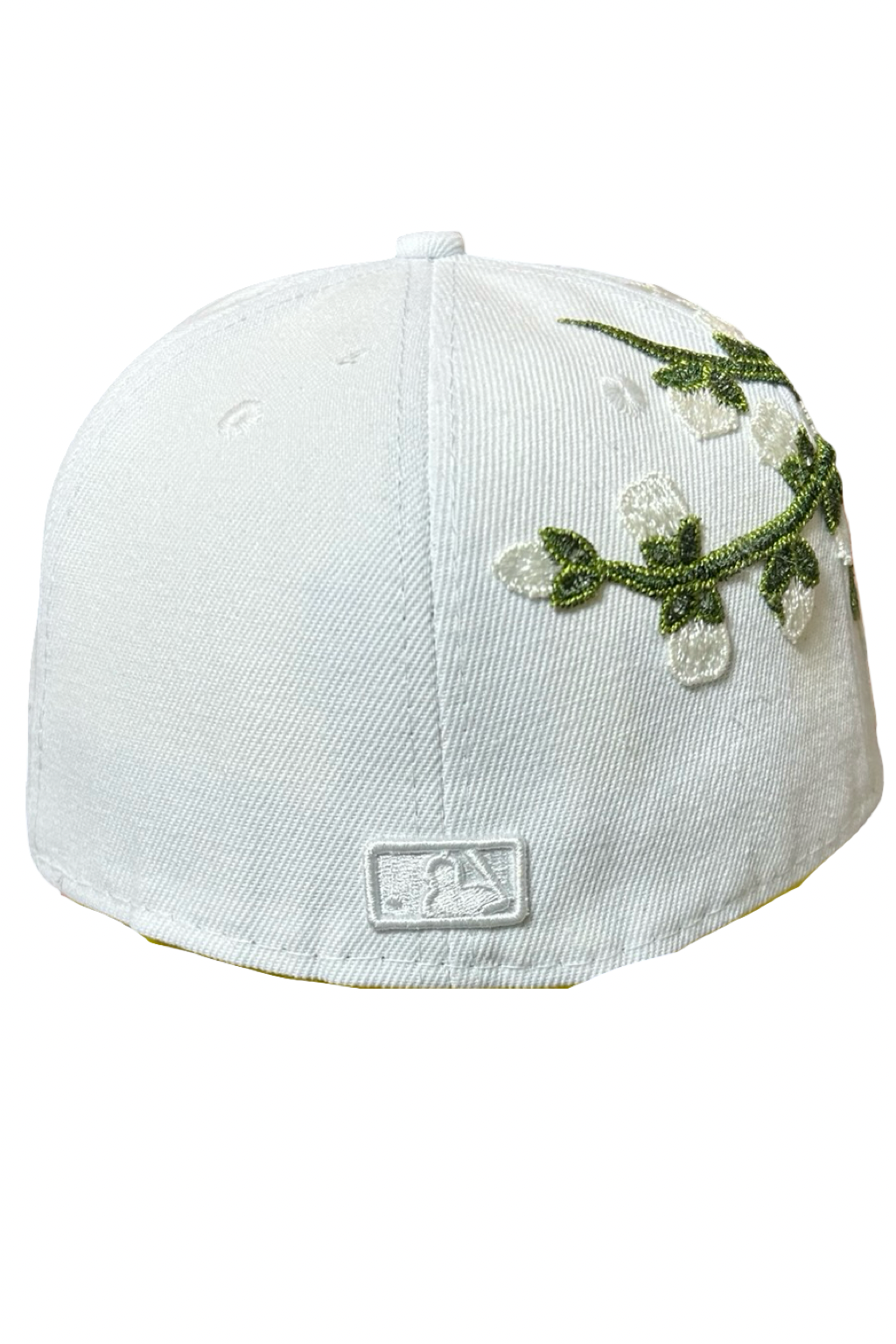 Casquette New Era 59Fifty Blanche Custom Fleurs Blanches  – Taille 7 1/4