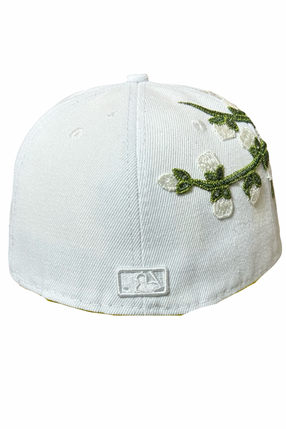 Casquette New Era 59Fifty Blanche Custom Fleurs Blanches  – Taille 7 1/4